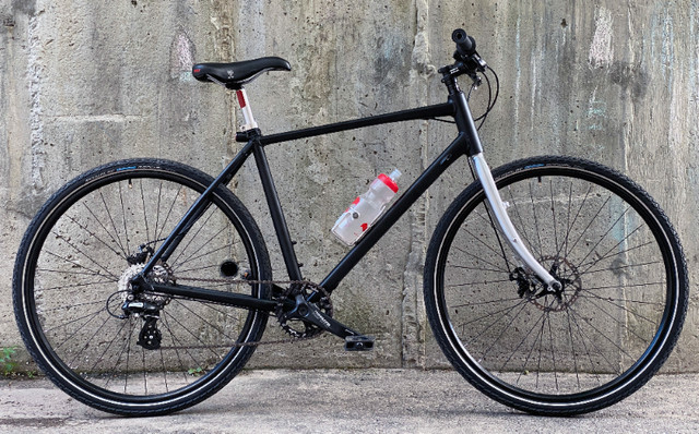 2019 Giant Escape 2 Disc Bike Mint in Mountain in City of Toronto