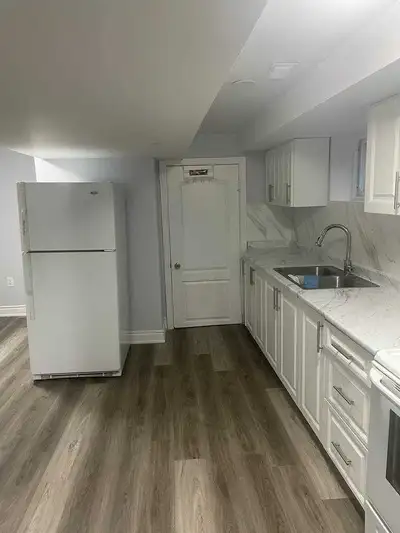Available starting on October 1st, this clean and well-maintained basement apartment offers a comfor...