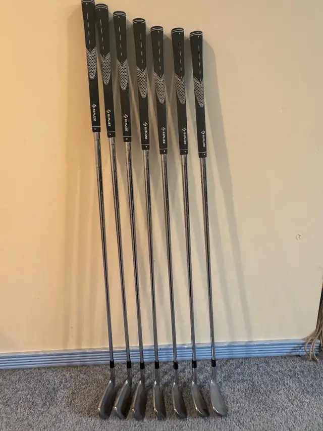 TaylorMade P790Ti Iron Set 5-AW in Golf in Edmonton - Image 4
