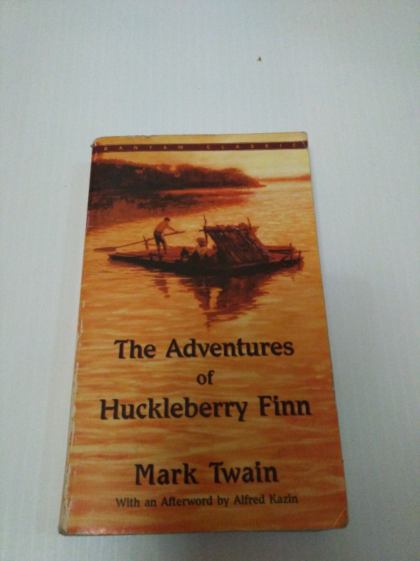 book: The Adventure of Huckleberry Finn dans Livres jeunesse et ados  à Cambridge