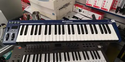 Contrôleur MIDI 49 keys, View more