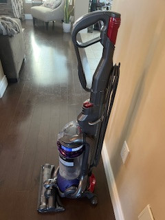 Dyson DC25 Animal Upright Vacuum Purple Ball in Vacuums in Hamilton - Image 3