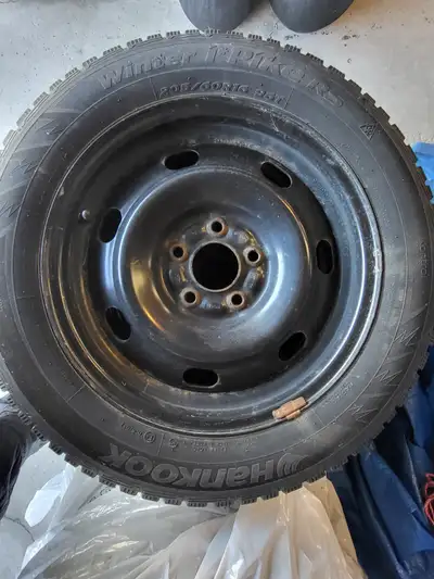 set of 4 Winter Tires and steel rims. Good for one or 2 season. RIM in good condition. 205/60/R16. b...