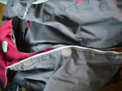 Manteau, chemises velours et veste à capuchon 14-16 ans, View more