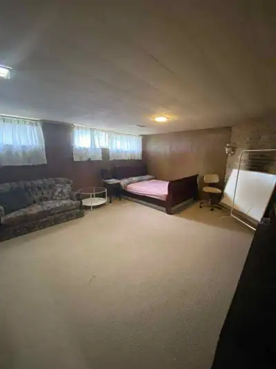 large basement room for rent in Etobicoke