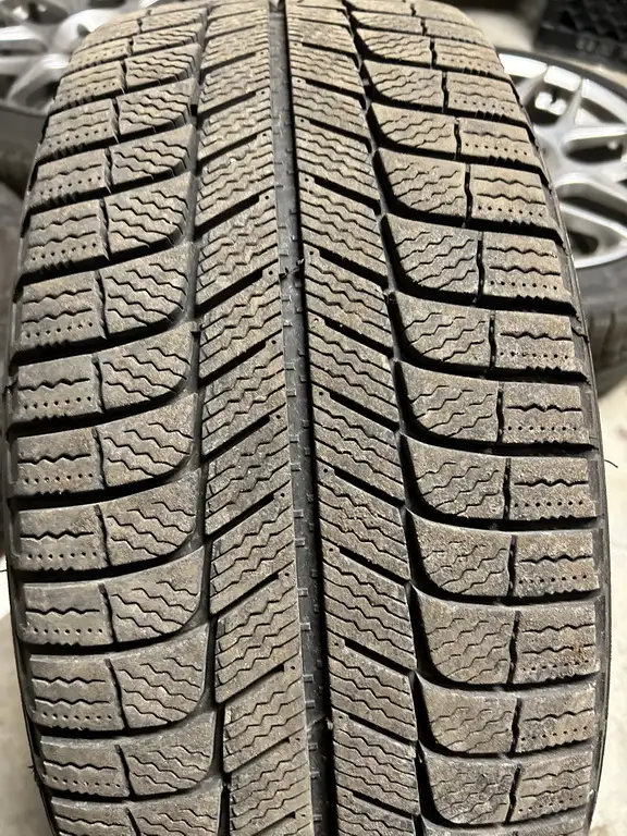 BMW RIMS 5*120MM WITH 225/45/18 MICHELIN WINTER TIRE in Tires & Rims in City of Toronto - Image 8
