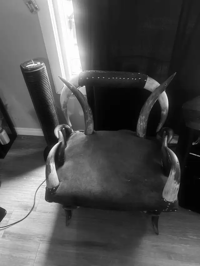 Antique Chair62864365508481125
