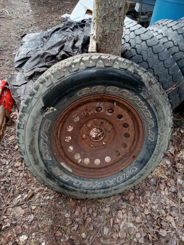 265/70/R17 Goodyear Wrangler AT/S on 6 Bolt Ford Rim in Tires & Rims in Prince George - Image 2