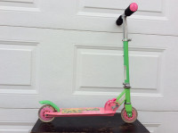 CHILDS KICK SCOOTER