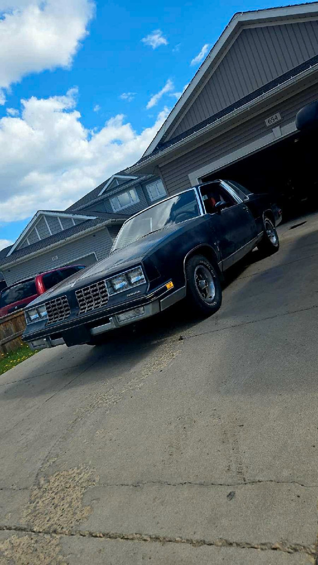 1981 oldsmobile Cutlass in Classic Cars in Saskatoon