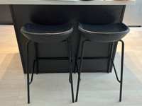 Counter chairs/bar stools