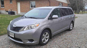 2012 Toyota Sienna LE