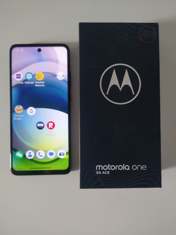 Unlocked Cellphone: Motorola One 5G Ace 6G/128G in Cell Phones in Mississauga / Peel Region - Image 2