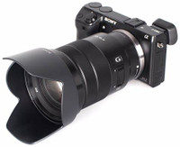 Sony E PZ 18-105mm f4 G OSS Lens