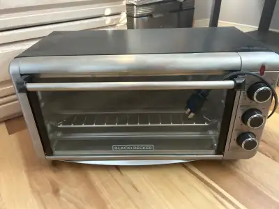 four grille pain, View more