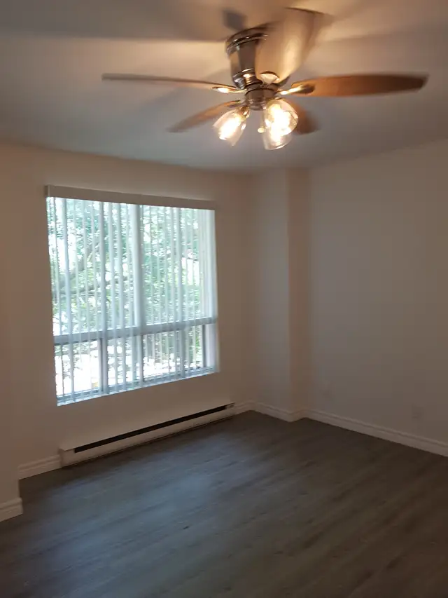 BACHELOR/STUDIO APARTMENT WITH PRIVATE ENTRY IN A HOUSE