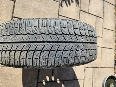 4 Michelin X-Ice winter tires mounted on rims (205/65R16), previously used on Hyundai Sonata 2017.