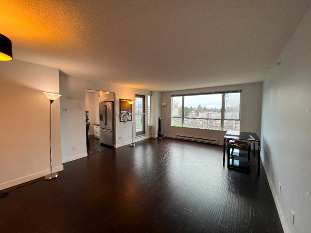 Spacious 3 Beds 2 baths Apartment in central RMD in Long Term Rentals in Richmond - Image 2