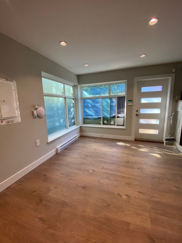 LANEWAY NEAR UBC FOR RENT 2B/1.5BATH Long Term Rentals UBC Kijiji