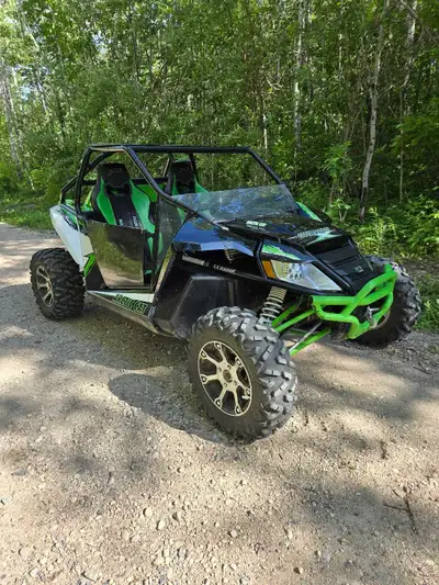 2013 wildcat 1000x Comes with 4500lb synthetic rope winch Has 4 point seat belts Runs and drives goo...