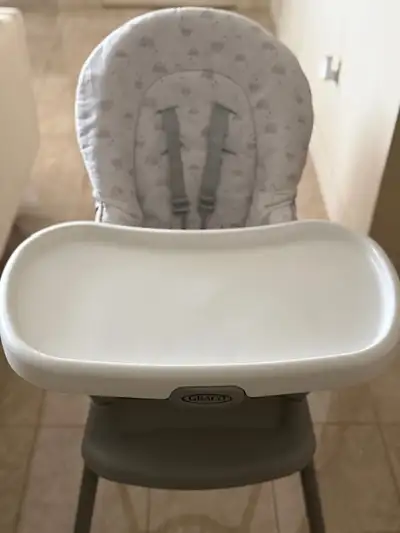 GRACO High Chair in Excellent Condition, View more