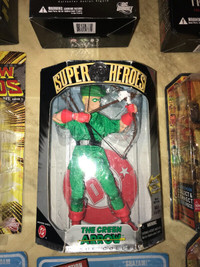 DC MARVEL ACTION FIGURES NEW IN BOX THE GREEN ARROW