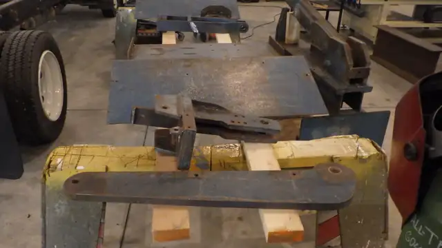 SCOTCHMEN IRON WORKER in Power Tools in Norfolk County - Image 4