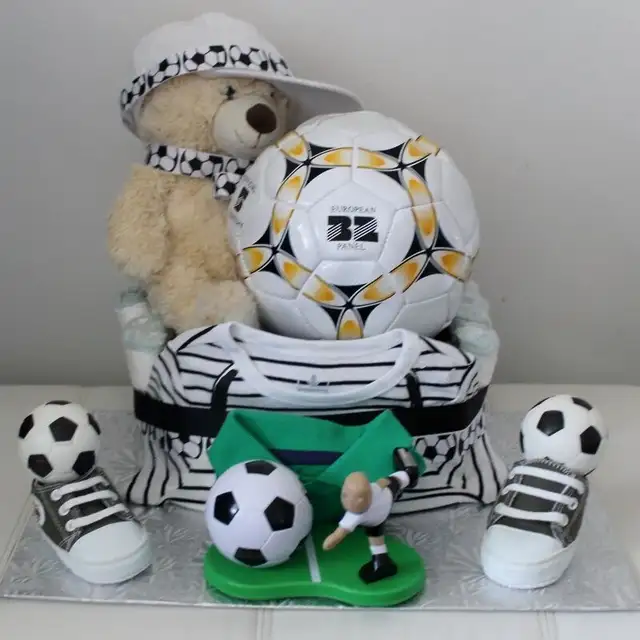 MY DIAPER CAKE CREATIONS in Other in Guelph - Image 9