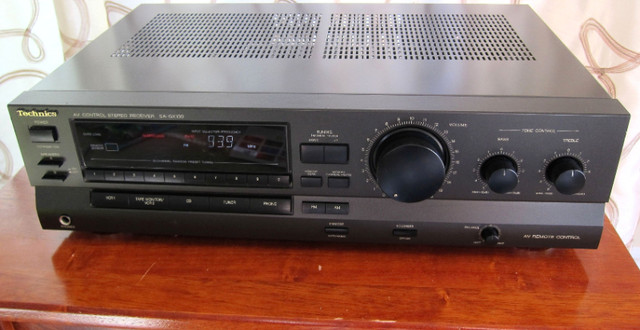 TECHNICS SA-GX130 STEREO RECEIVER AMPLIFIER * JAPAN * in Stereo Systems & Home Theatre in Ottawa - Image 2