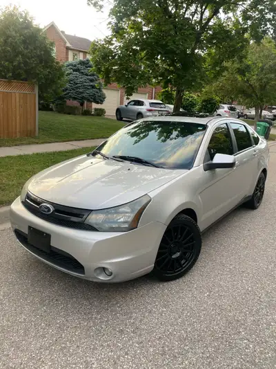 For Sale 125,000kms 2010 Ford Focus SES 2.0L 4cylinder Front Wheel Drive Car runs and drives.Clean t...
