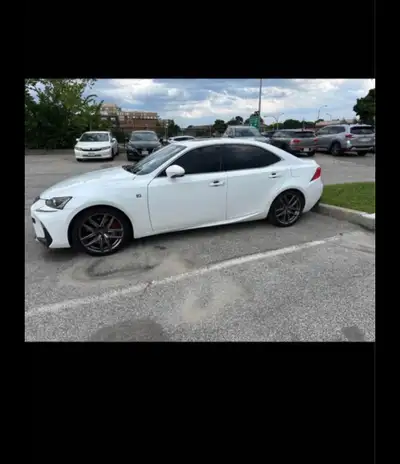 2020Lexus is 300 sport package First owner No accident Clean title Change oil every 6000 kilometres...