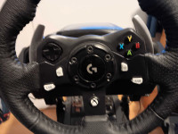 Xbox  Logitec steering wheel 