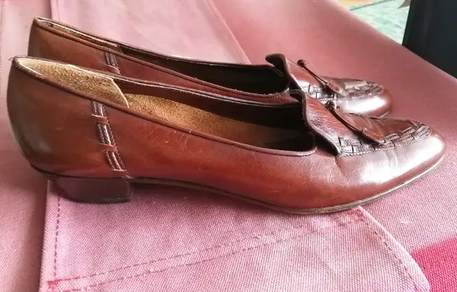 AMALFI BY RANGONI WOMEN'S LEATHER SHOES 11 AAAA MADE IN ITALY in Women's - Shoes in Mississauga / Peel Region - Image 2