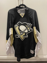 NEW - Pittsburgh Penguins Jersey
