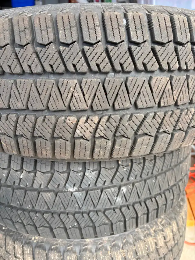 Four Bridgestone Blizzak winter tires in Tires & Rims in Oshawa / Durham Region - Image 6