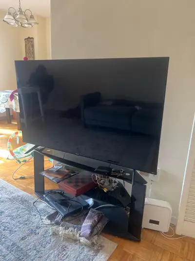 55 inch Hisense Roku tv, View more