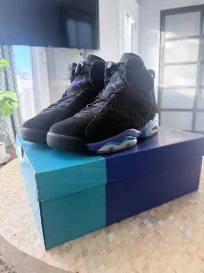 Jordan retro, View more