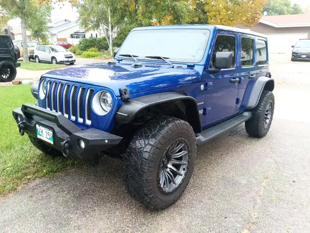 2020 Jeep Wrangler Sahara