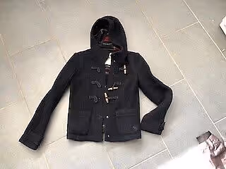 Girls XL and this jacket is in excellent condition. Perfect for spring time. Paid $130. Asking $5