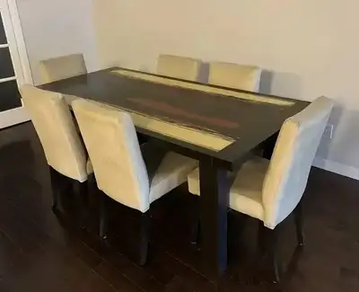 Salle à dîner en bois massif (très design), View more