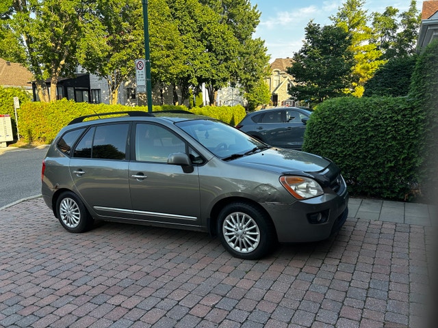 KIA Rondo