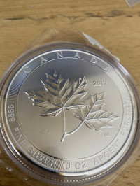 2017-10 oz silver coin- Magnificient Maple Leaf-first year  