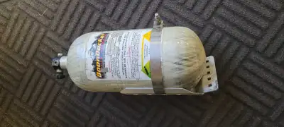 Carbon fiber light weight Original boon docker , bottle and the bracket for mount on your next proje...