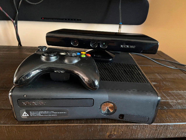Xbox 360 Slim + Kinect + 8 Games $149 obo | XBOX 360 | Ottawa | Kijiji