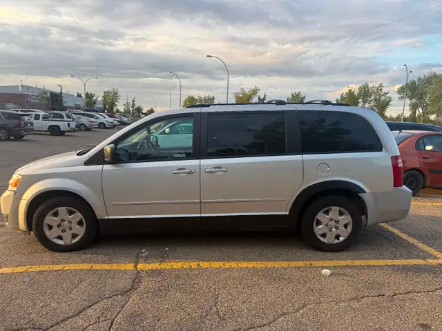 2010 DODGE GRAND CARAVAN V6/3.3L (165K) ACTIVE WELL MAINTAINED