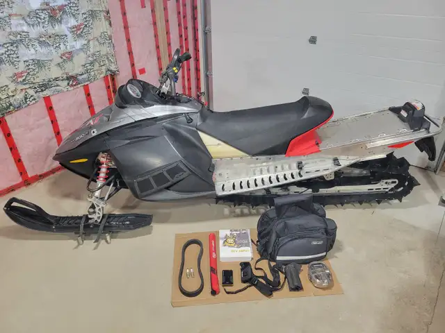 2007 Ski-Doo Summit X 800R - Loaded with Avy Gear