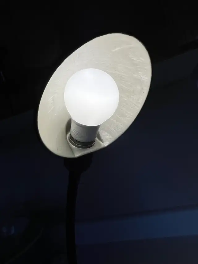 Antique Desk Lamp 1940’s ALADDIN Goose Neck Industrial Cast Iron in Arts & Collectibles in Mississauga / Peel Region - Image 10