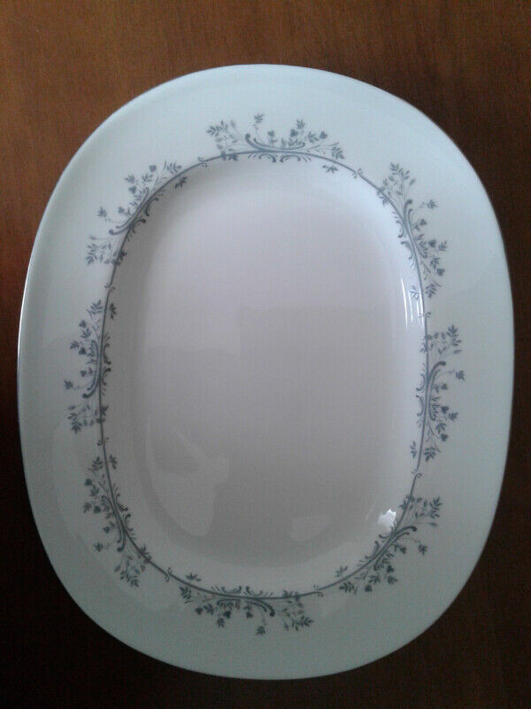 Minton Pandora Serving Platter in Arts & Collectibles in St. Catharines