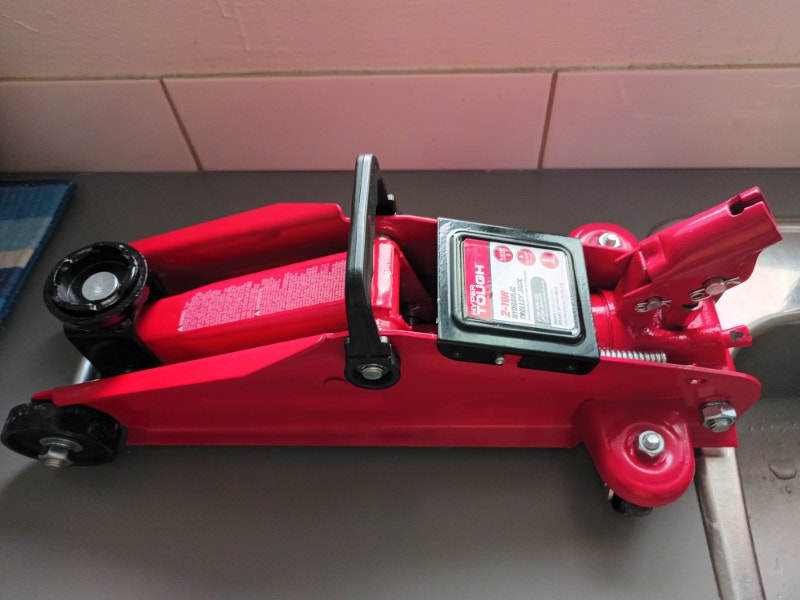 HYDRAULIC FLOOR JACK Outils à main Ville de Montréal Kijiji