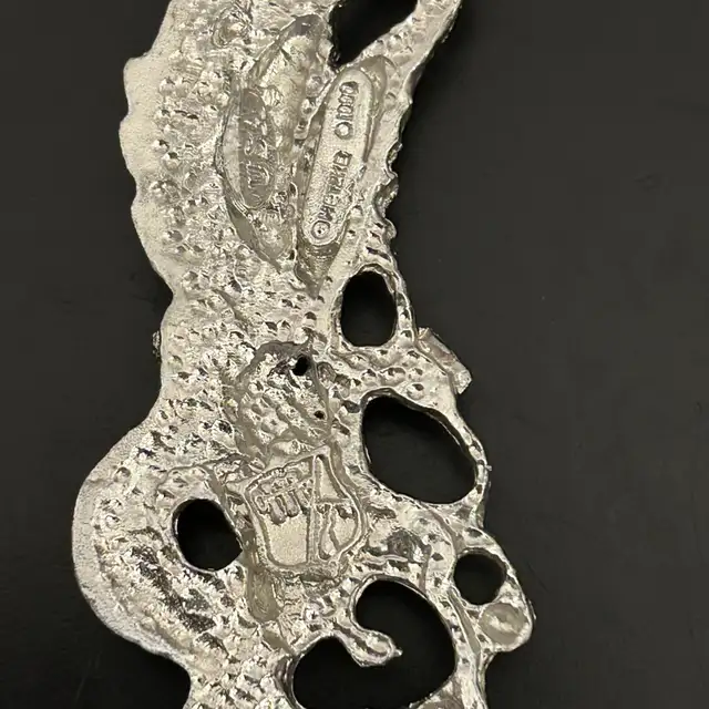 Vintage Pewter Plate Frame by Wilton Columbia, USA in Arts & Collectibles in Calgary - Image 7